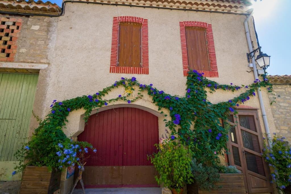 Le Brianyourhosthelper Appartement Minerve Buitenkant foto
