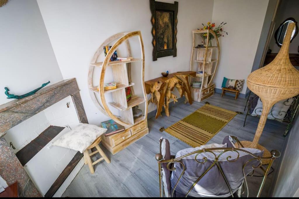 Le Brianyourhosthelper Appartement Minerve Buitenkant foto